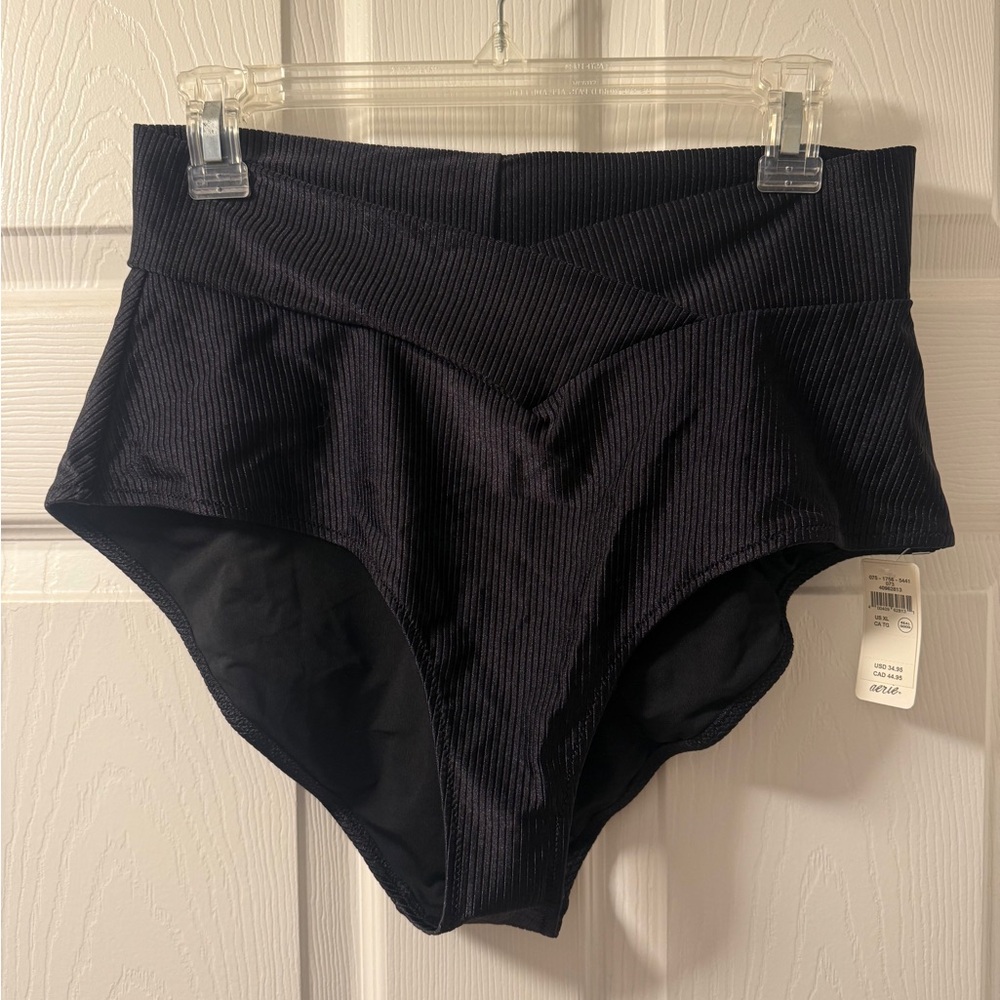Black High-Waisted Women's bikini bottoms